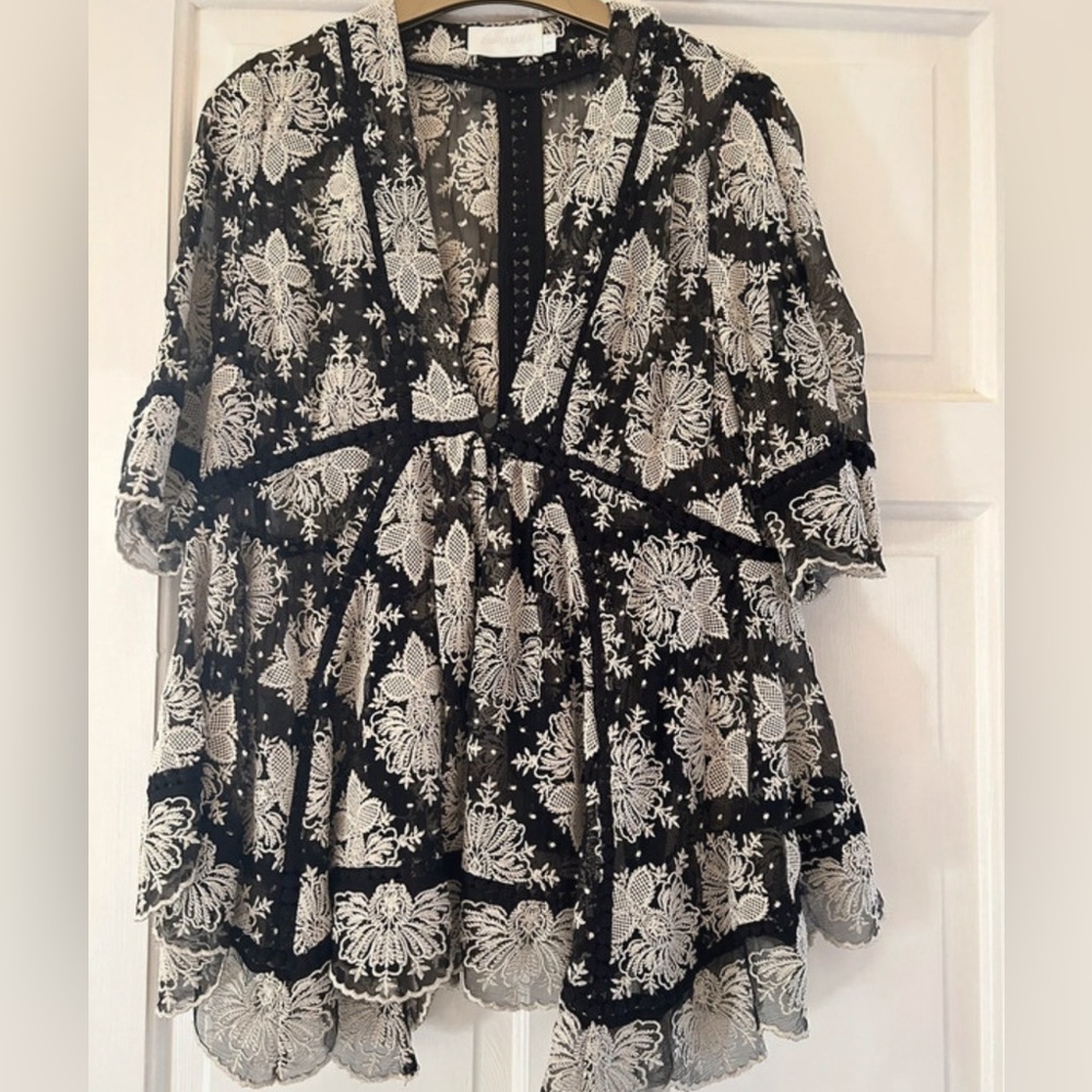 Women’s Zimmerman blouse 1, size U.S. M